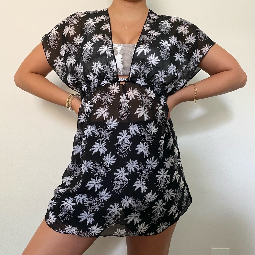 Swimsuit coverup